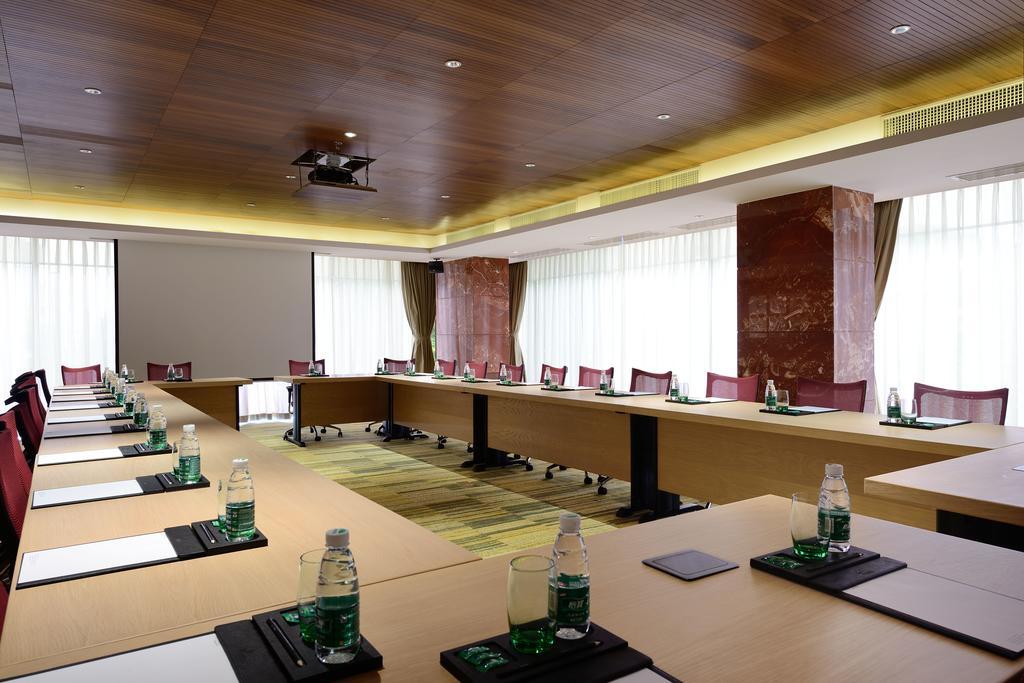 Bamboo Hotel Zhuhai Exterior foto
